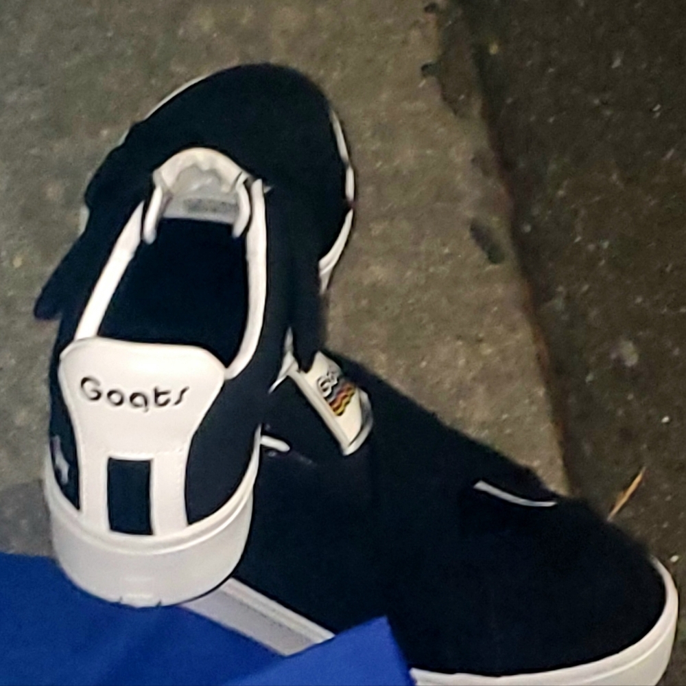 Goats Velcro Crisscross Canvas Platform Sneakers (new)
